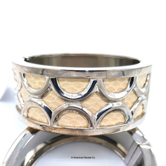 White House Black Market Faux Leather Croc Embossed Bangle Cuff Hinged Bracelet - Picture 4 of 9